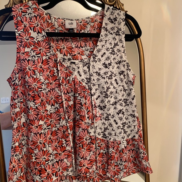 CABi size Small Seraphina layered blouse - Picture 2 of 7